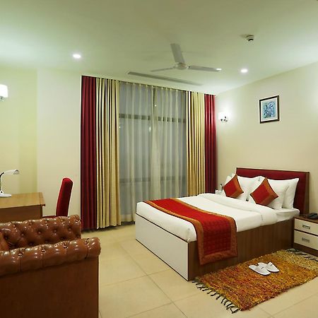 Fairvacanze Inns And Suites Sonipat Bagian luar foto