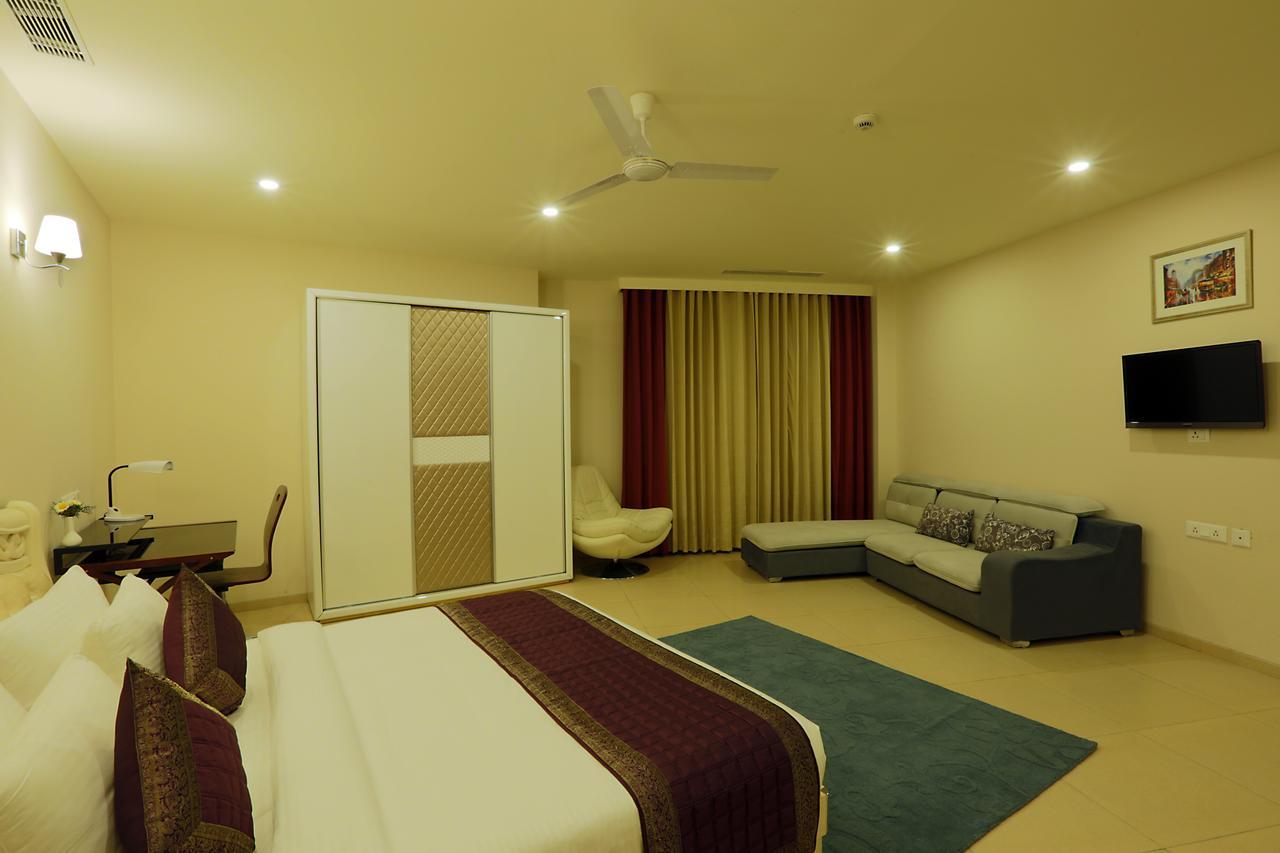 Fairvacanze Inns And Suites Sonipat Bagian luar foto